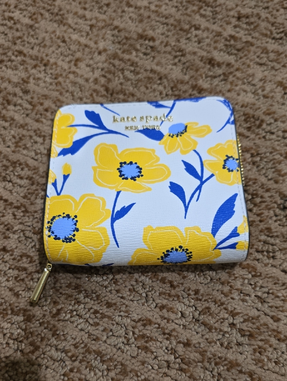 NWOT-Kate Spade Sunshine Floral Zip Wallet